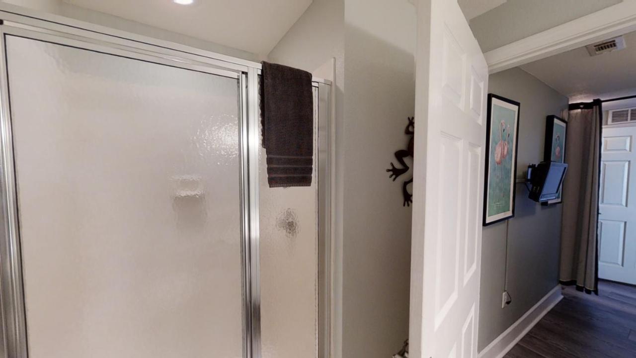 Holiday home Tidewater 3011