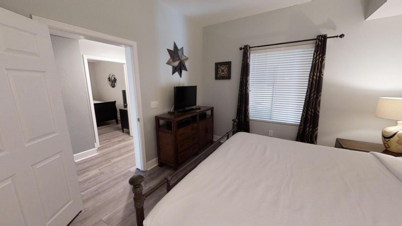 Holiday home Tidewater 3011
